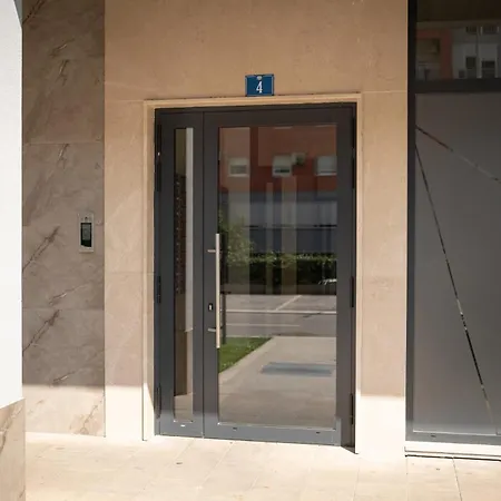 Minna Master Quart Podgorica